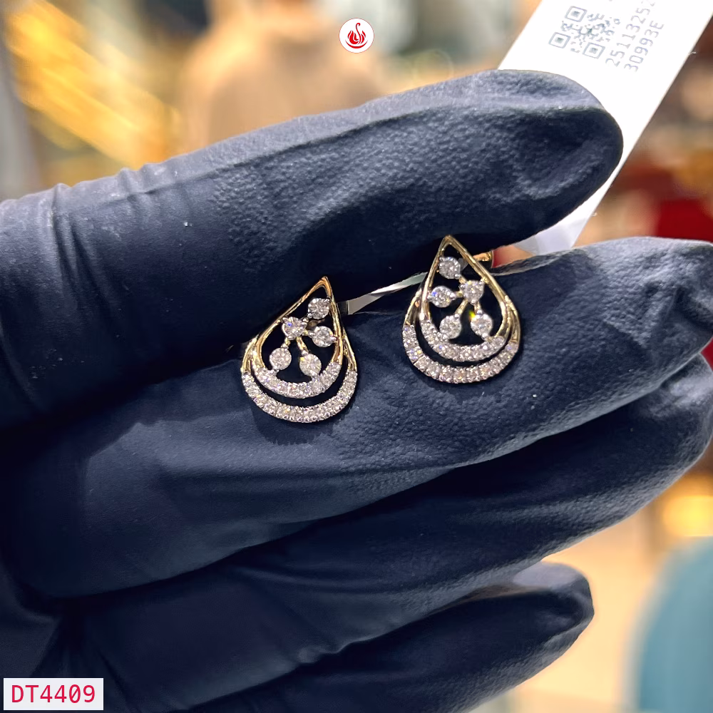 Women Diamond Earrings - DT4409