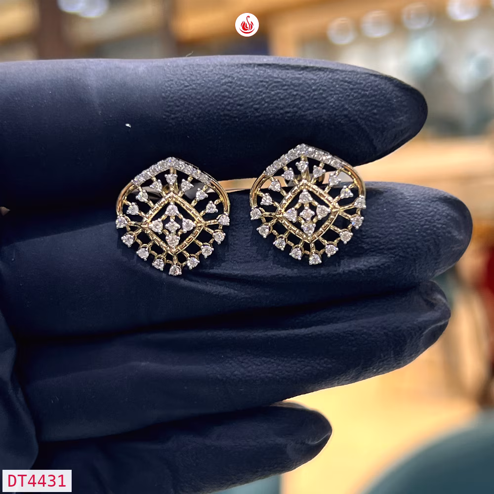 Women Diamond Earrings - DT4431