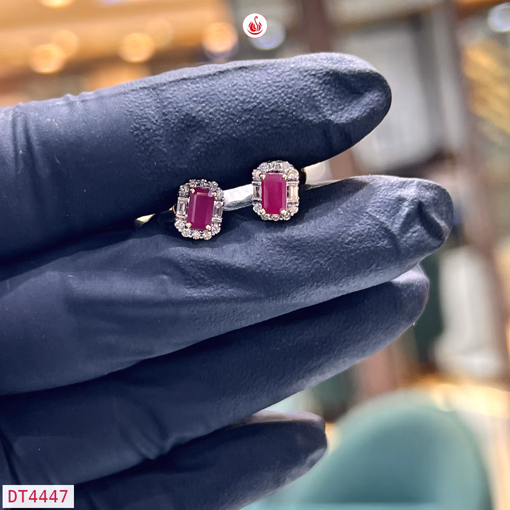 Women Diamond Earrings - DT4447