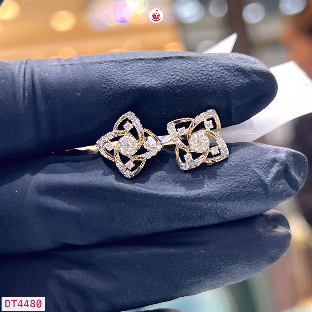 Women Diamond Earrings - DT4480