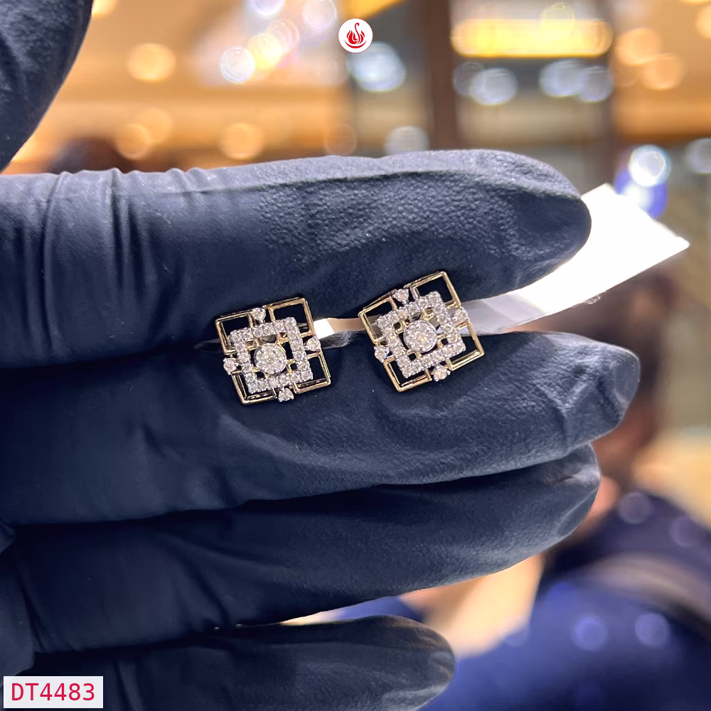 Women Diamond Earrings - DT4483