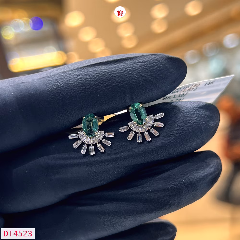 Women Diamond Earrings - DT4523