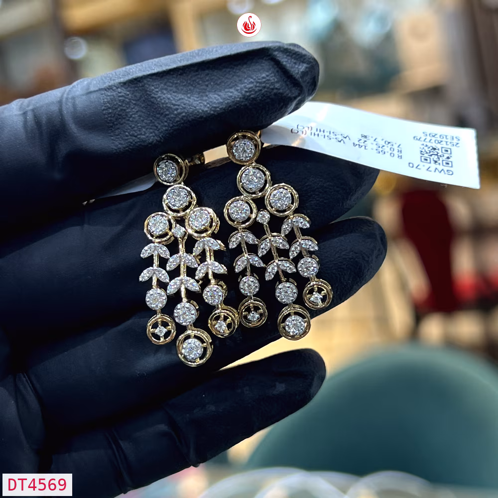 Women Diamond Earrings - DT4569