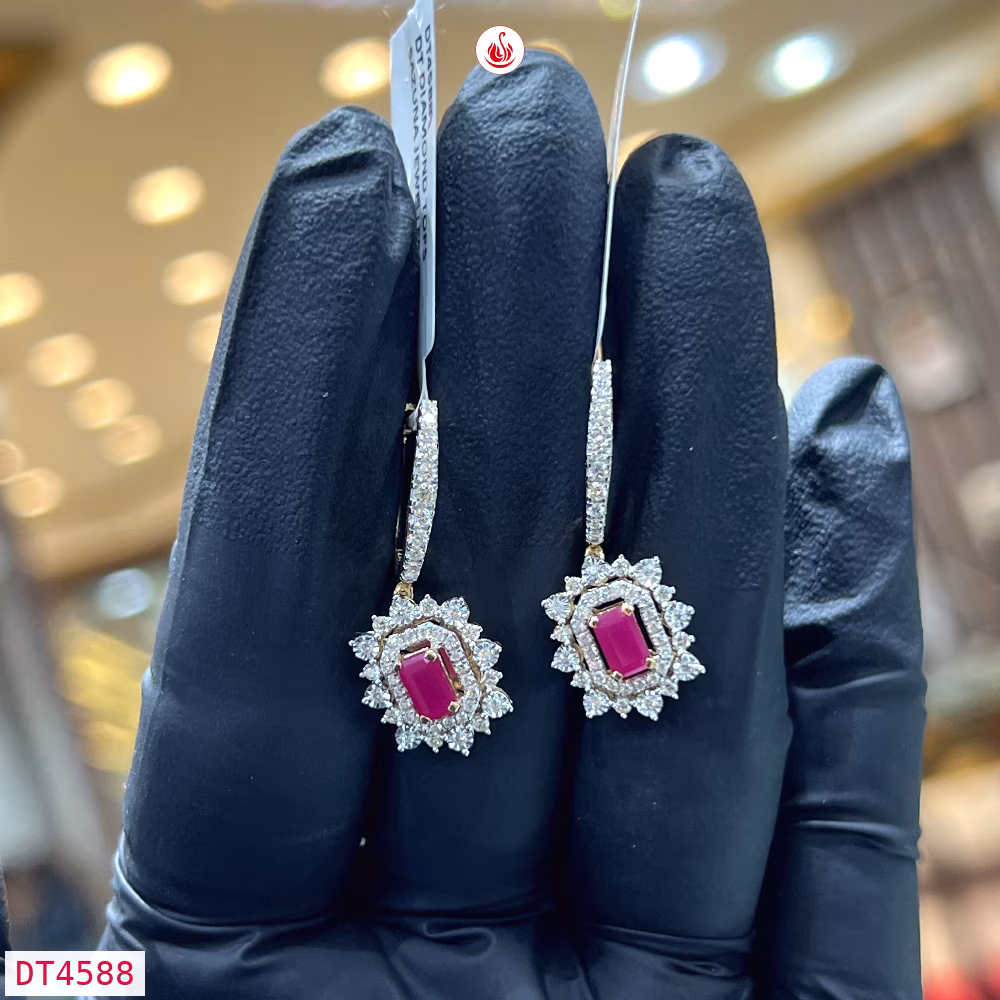Women Diamond Earrings - DT4588