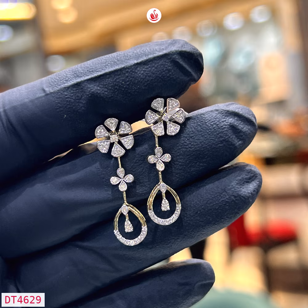 Women Diamond Earrings - DT4629