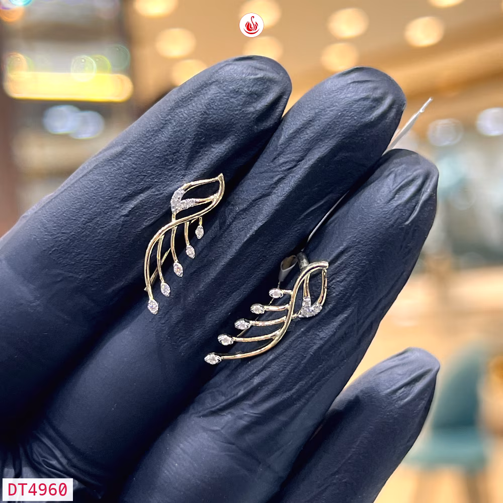 Women Diamond Earrings - DT4960