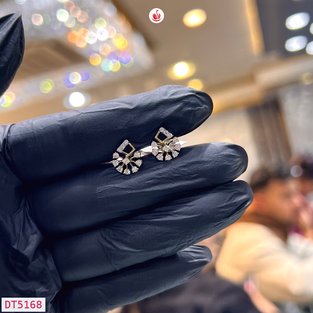 Women Diamond Earrings - DT5168