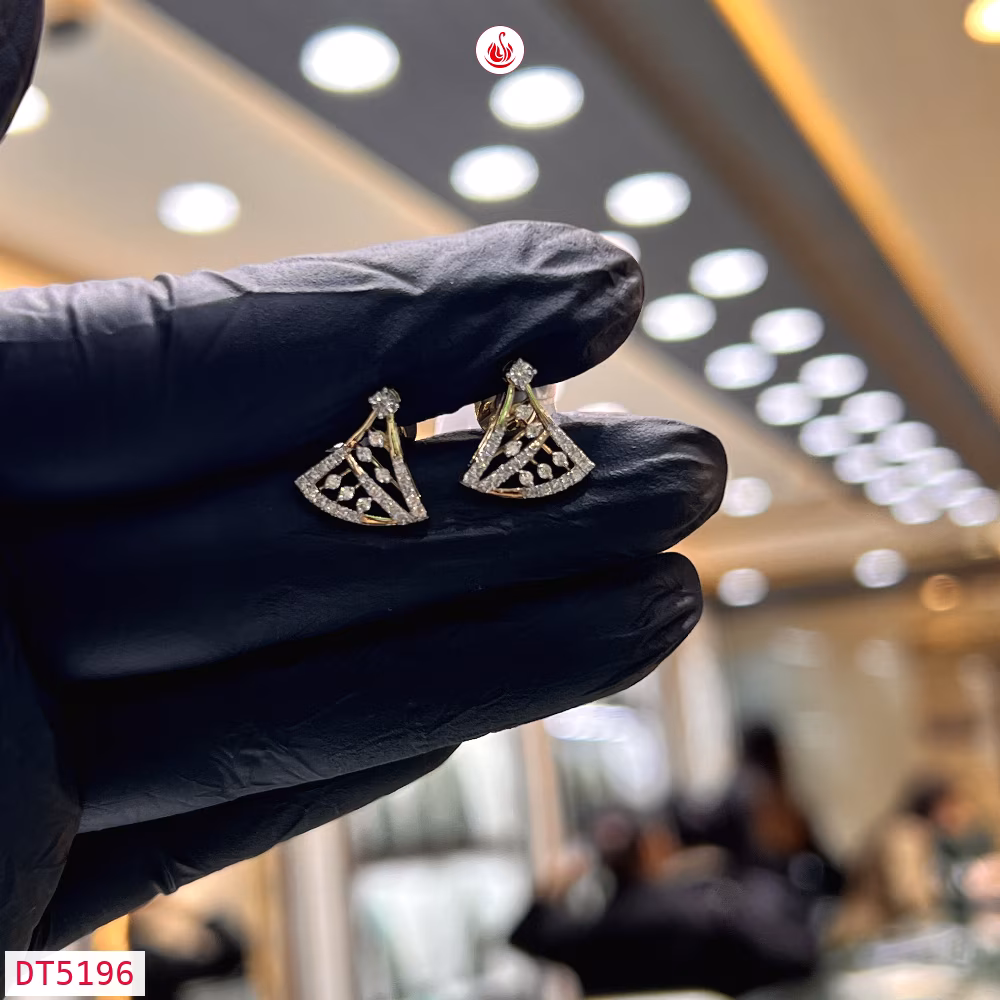 Women Diamond Earrings - DT5196