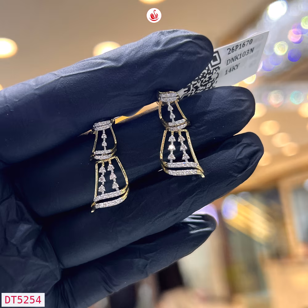 Women Diamond Earrings - DT5254