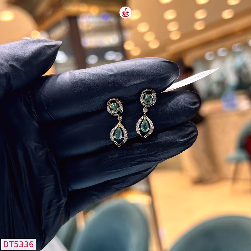 Women Diamond Earrings - DT5336