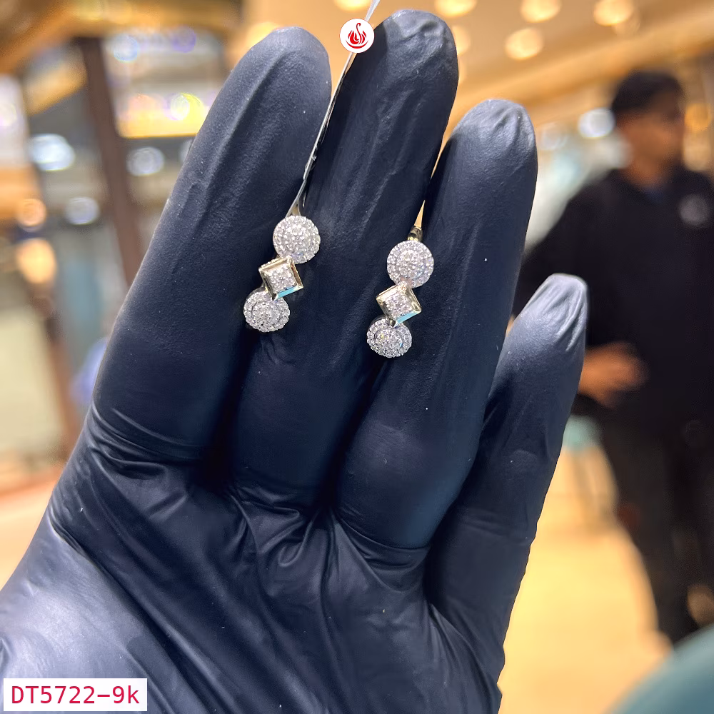 Women Diamond Earrings - DT5722