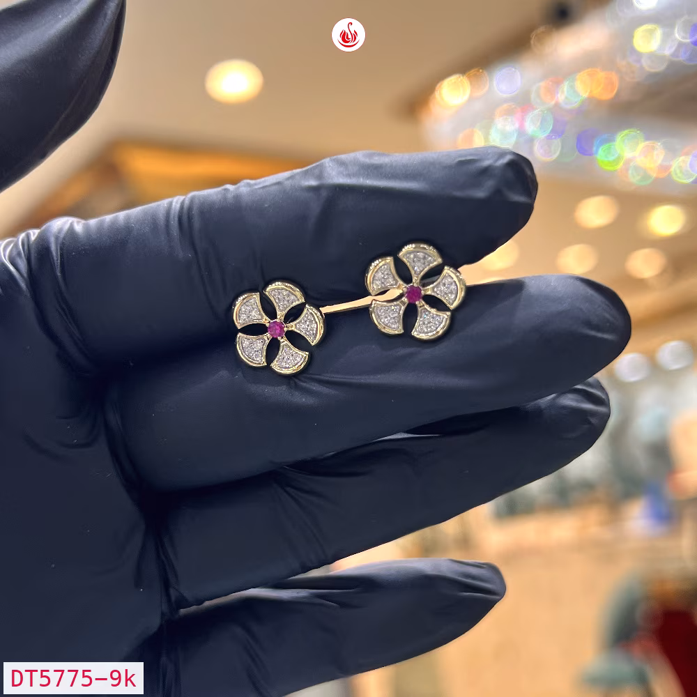 Women Diamond Earrings - DT5775
