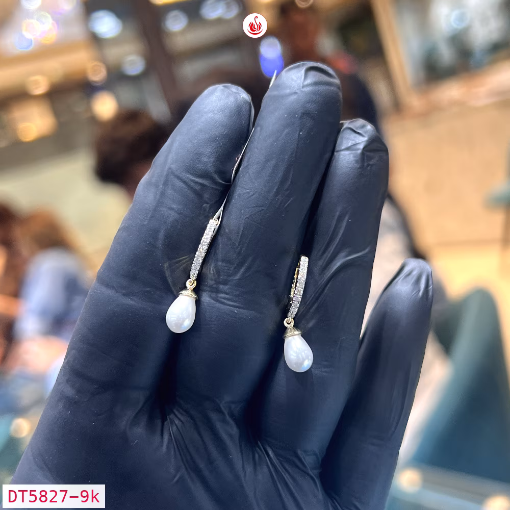 Women Diamond Earrings - DT5827