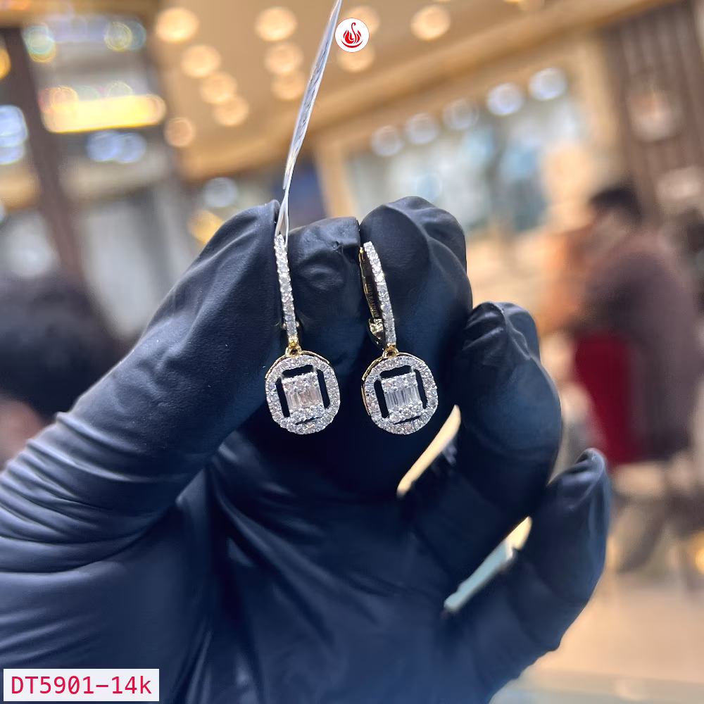 Women Diamond Earrings - DT5901