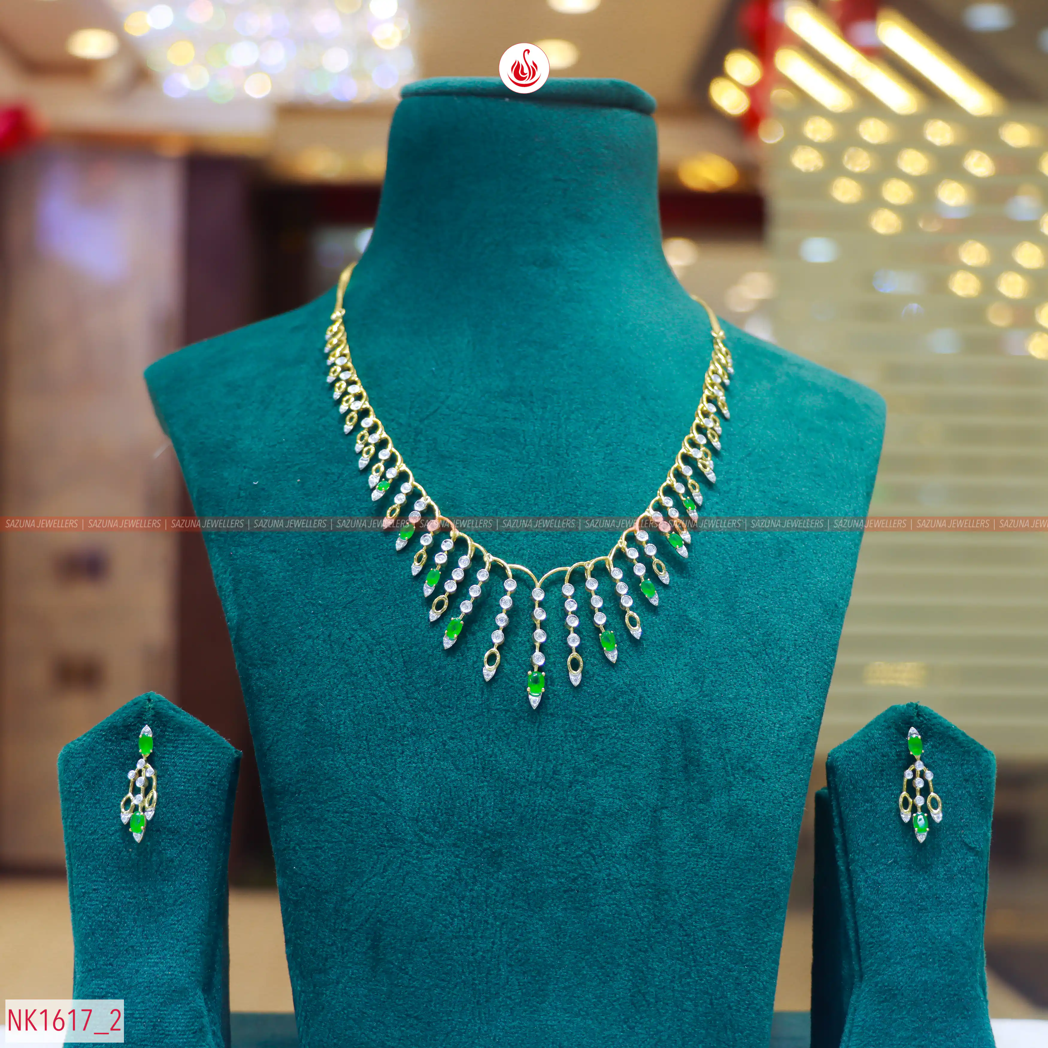 Sazuna Raveena Emerald Diamond Necklace
