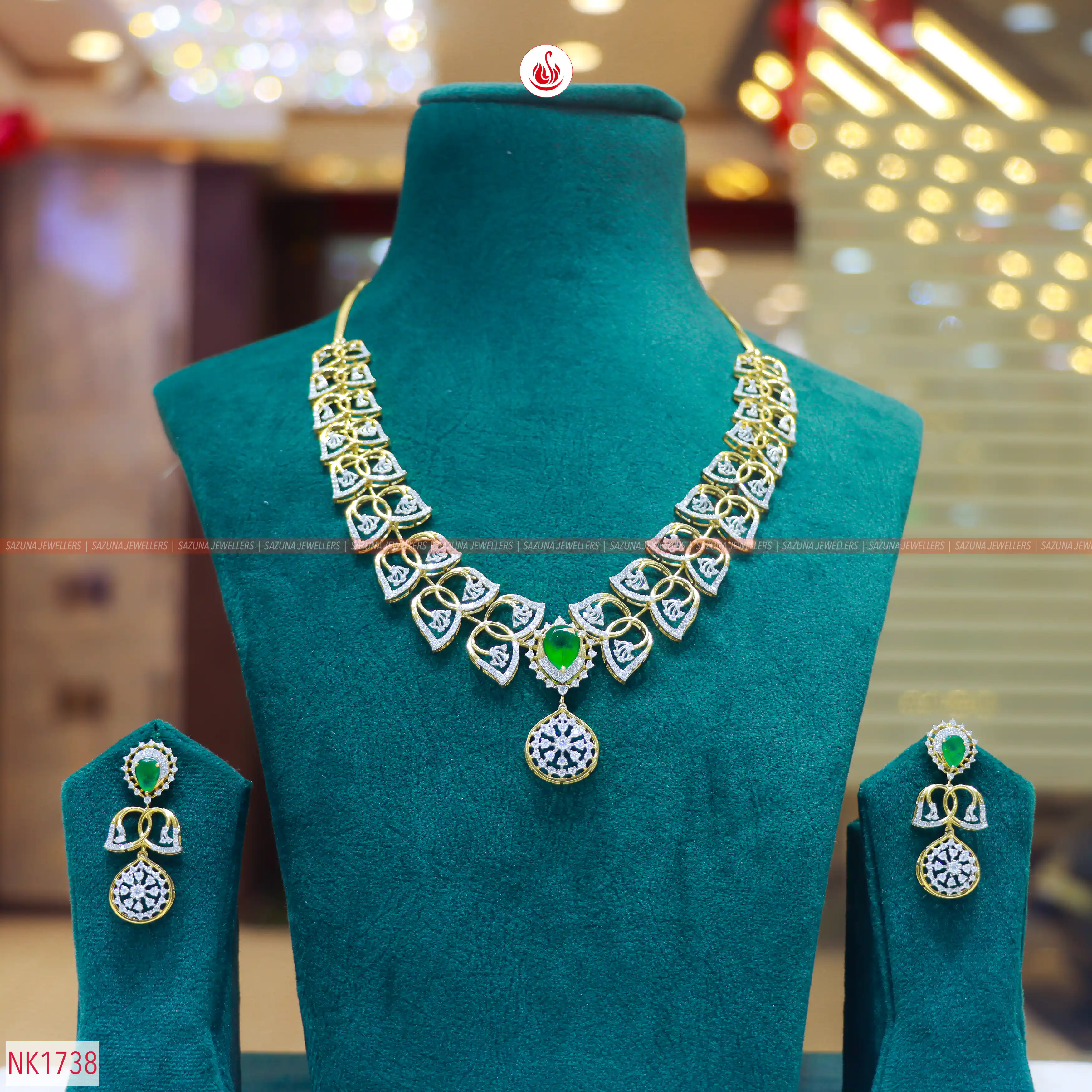 Sazuna Pallavi Emerald Diamond Necklace