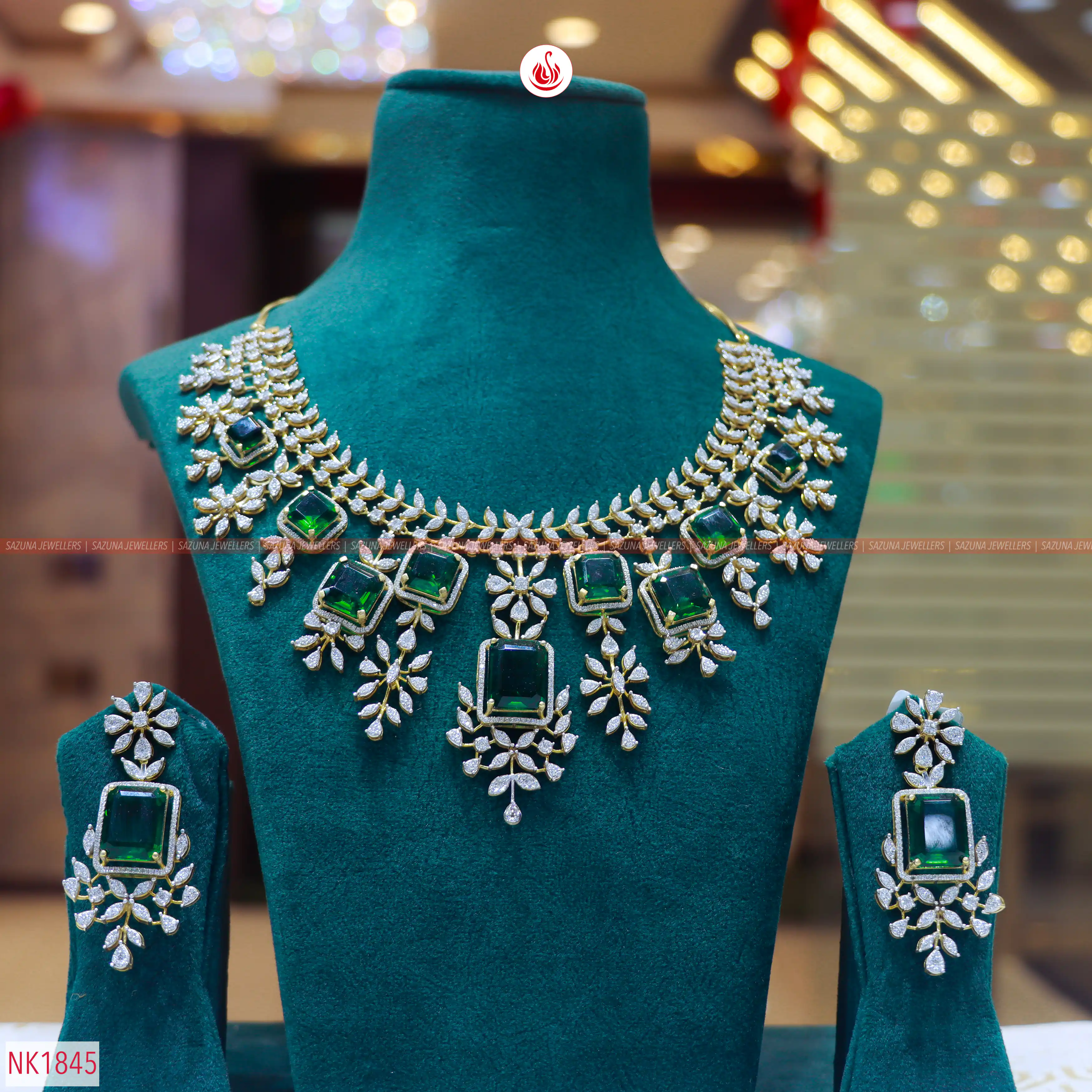 Sazuna Naina Emerald Diamond Necklace